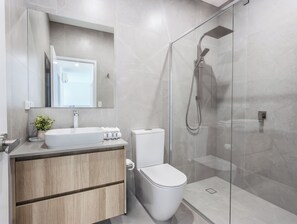Bathroom - The Laneway Villas (Burleigh Heads)