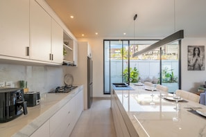 Villa, 2 Bedrooms | Private kitchen