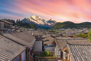 View from property - Lijiang Bielai Inn (Lijiang)