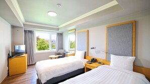 Superior Twin Room, Non Smoking | Free WiFi - La Vie Dor Hotel and Resort by Wyndham (Hwaseong)