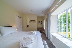 3 Schlafzimmer, Bügeleisen/Bügelbrett, Reisekinderbett, WLAN