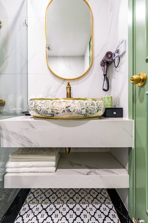 Executive Double Room | Bathroom
