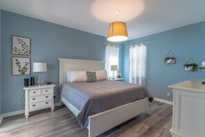 6 bedrooms, iron/ironing board, free WiFi, bed sheets