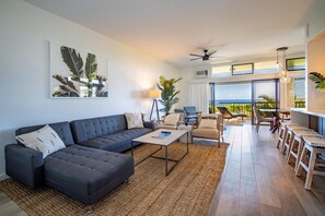 TV, DVD player - Kapalua Ridge Villa 1514 Gold Ocean View 2 Bedroom (Lahaina)