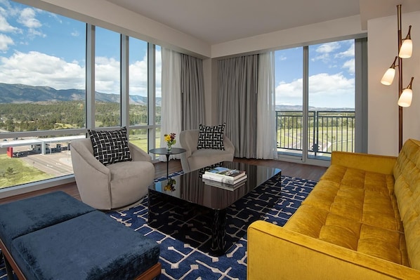 Room - Hotel Polaris (Colorado Springs)