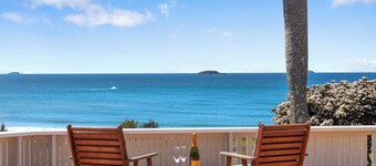 Charlesworth 8, Sleeps 8, Beachfront Reserve, Amazing Views