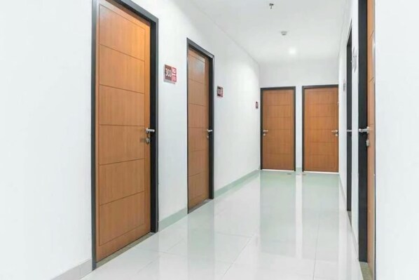 Lobby - Hotel O Flamboyan Harapan Indah (Bekasi)