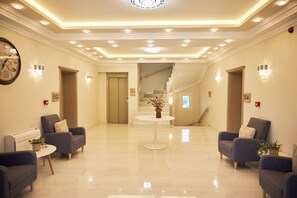 Interior - Famissi Suites 1 (Kalampaka)