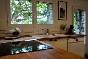 Private kitchen - La Hunière Belle Maison Pour 6 Personnes (Barneville-Carteret)