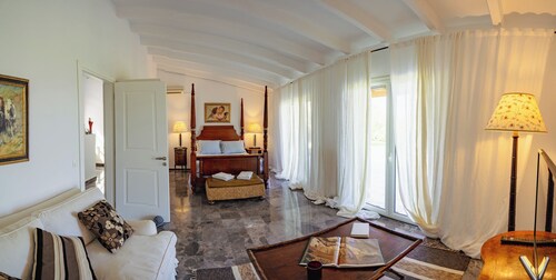 Blue Lagoon Paradise Estate 