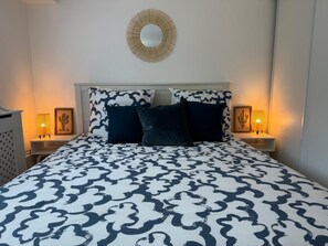 1 chambre, fer et planche à repasser, Wi-Fi, draps fournis