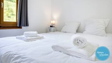 1 habitación, tabla de planchar con plancha y wifi gratis