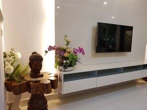Interior - Charming 3-bedroom townhome in enchanting Phnom Penh - Win Win Home (Phnom Penh)
