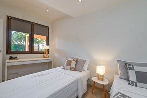 3 soverom, strykejern/-brett, wi-fi (inkludert) og sengetøy