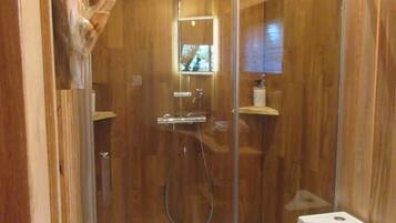 Dusche, Haartrockner, Handtücher, Seife