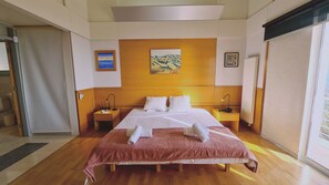 5 chambres, fer et planche à repasser, Wi-Fi gratuit, draps fournis