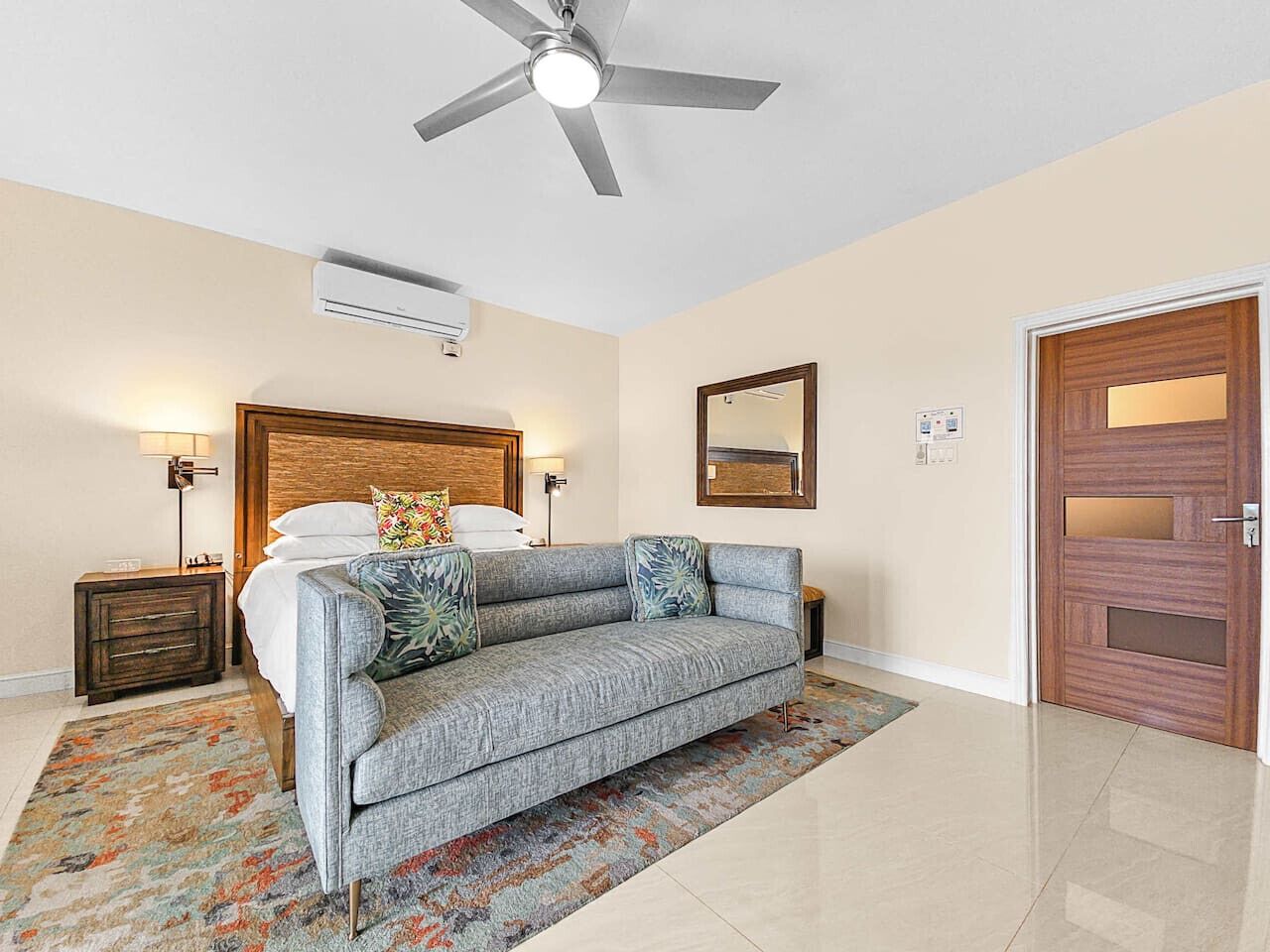 Televisión, mesa de ping pong