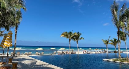 Hospitality Expert BTS 4: Pool, Beach & Bar