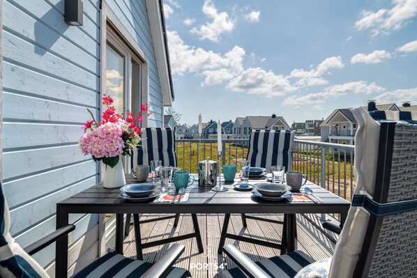 Outdoor dining - Sandpiper - Kamin, Schreibtisch, Waschmaschine, Dusche, Balkon, Pkw-stellplatz (Olpenitz)