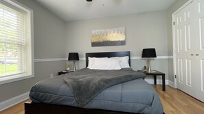 2 chambres, fer et planche à repasser, Wi-Fi gratuit, draps fournis