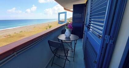 Atelier sul Mare - Suite D'autore. Asteroide 20049antoniopresti