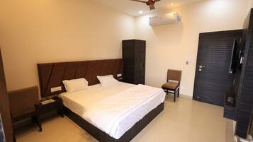 3 chambres, draps fournis