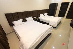 3 makuuhuonetta, vuodevaatteet