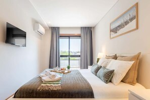 3 Schlafzimmer, Bügeleisen/Bügelbrett, Reisekinderbett, WLAN