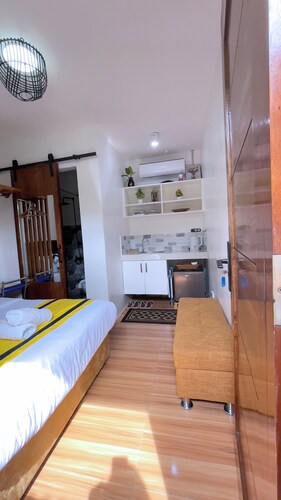 Mactan Hostel
