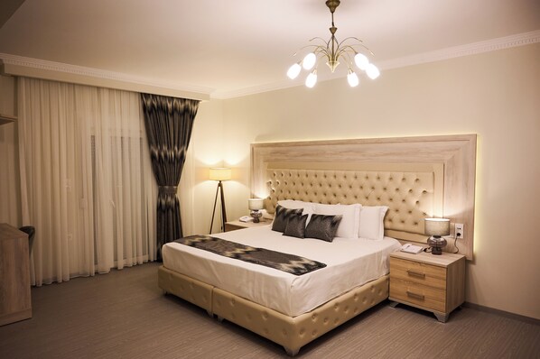 2 habitaciones, escritorio, wifi gratis y ropa de cama 