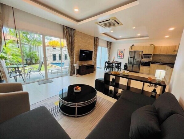 Living area - Villa Kokyang - Villa Confortable de 3 Chambres Avec Piscine (Mueang Phuket)