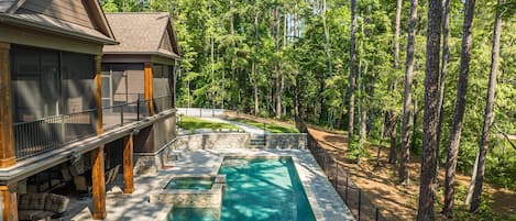 Beheizter Pool