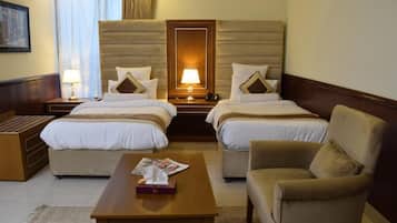 Deluxe Double Room | Soundproofing, iron/ironing board, free WiFi, bed sheets