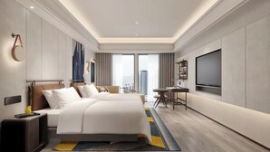 Premium bedding, down duvets, minibar, desk - voco Shanghai Zhangjiang by IHG (Shanghai)