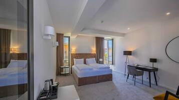 Deluxe Room, Balcony, Mountain View | 1 bedroom, in-room safe, desk, blackout drapes