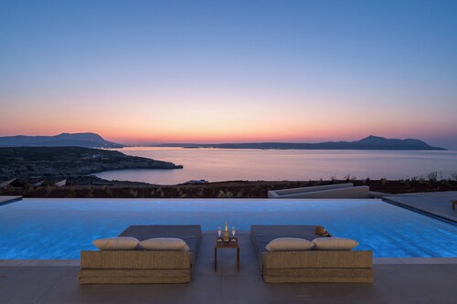Astelia Villa • Heated Infinity Pool