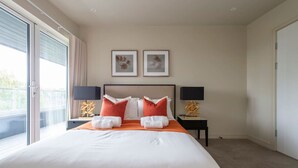 1 Schlafzimmer, Schreibtisch, Bügeleisen/Bügelbrett, WLAN