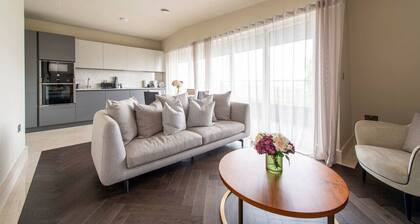 Chigwell 1BR + Study Escape