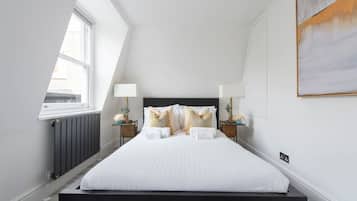 2 Schlafzimmer, Schreibtisch, Bügeleisen/Bügelbrett, WLAN