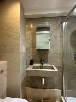 ヘアドライヤー