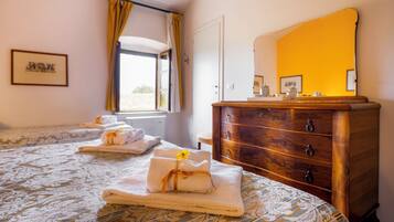 3 Schlafzimmer, BĂŒgeleisen/BĂŒgelbrett, WLAN