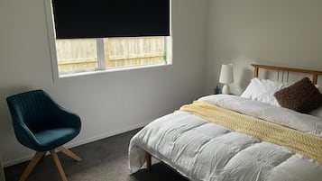 1 Schlafzimmer, BĂŒgeleisen/BĂŒgelbrett, WLAN, BettwĂ€sche