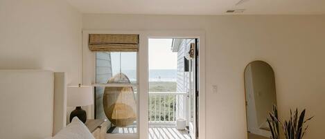 3 habitaciones, tabla de planchar con plancha, cuna de viaje y wifi