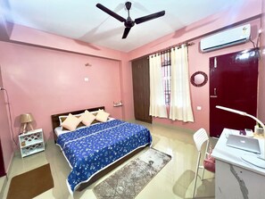 2 chambres, bureau, fer et planche Ă repasser, Wi-Fi