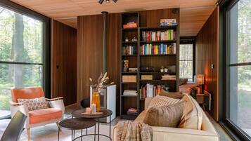 Suite | 2 bedrooms, Internet