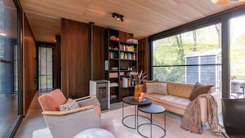 Suite | 2 bedrooms, Internet