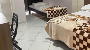 Room - IMPERADOR HOTEL  (Xaxim)