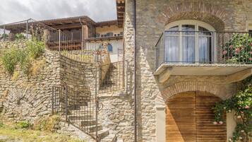 Apartment, Courtyard View | Balcony
