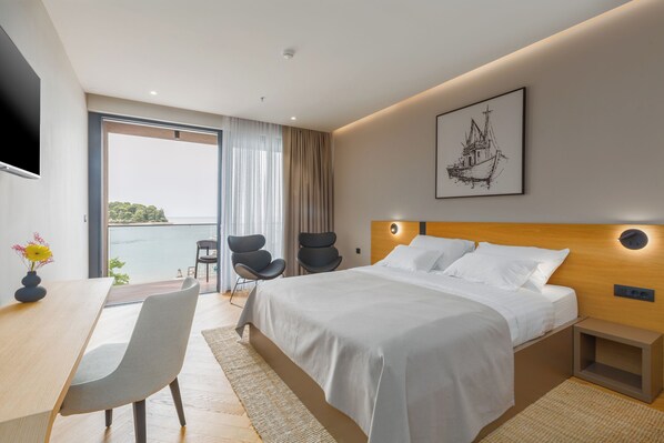 더블룸, 발코니, 바다 전망 | 미니바, 책상, 노트북 작업 공간, 방음 설비