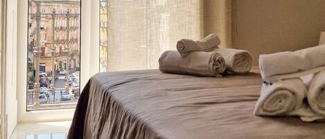 3 عدّة غرف نوم ومكتب ومكواة/لوح كي وواي فاي مجانًا